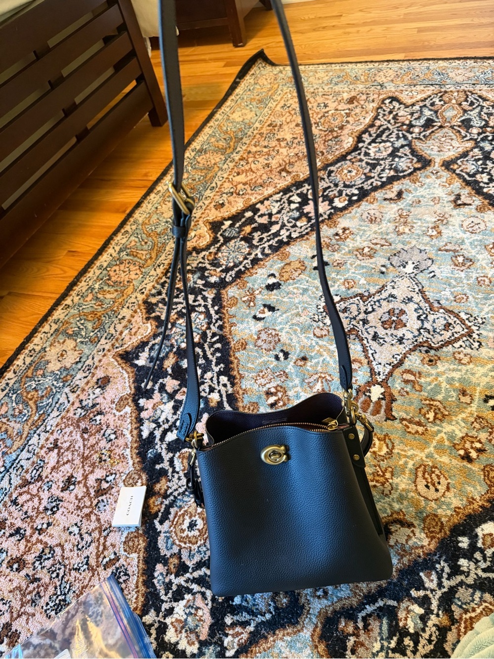 Coach Willow Shoulder Bag Black Pebbled Leather Crossbody with Gold Turn-Lock - Picture 6 of 9
